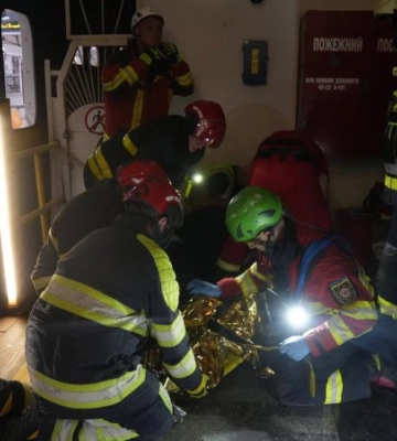 У Києві на станції метро Університет людина впала на колії - КМДА