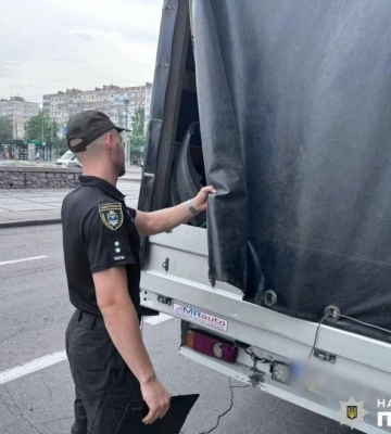 ДТП в центрі Миколаєва: фургон перевозив біоматеріали та медичні відходи