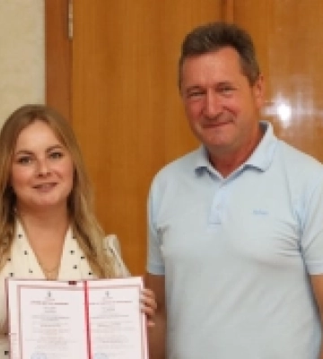 Учителька історії ліцею на Волині стала докторкою філософії