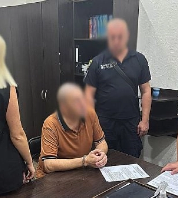 На Криворіжжі полковник збагатився на незаконній порубці дерев