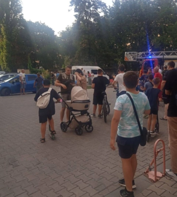 У Чернівцях велика пожежа біля тролейбусного парку: горить будівля біля котельні