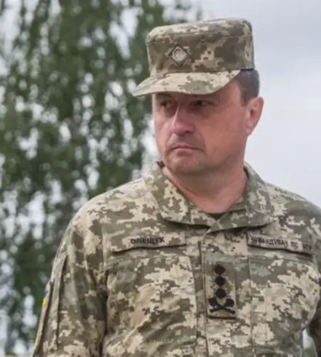 Після катастрофи F-16 Зеленський звільнив командувача Повітряних сил