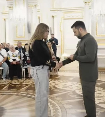 Дружині Героя України з Рівненщини вручили сертифікат на купівлю житла