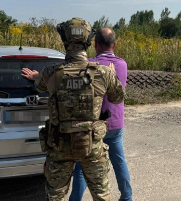 Посадовці Держпродспоживслужби організували масштабну схему поборів з підприємців-імпортерів квітів