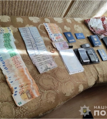 На Буковині викрита злочинна група, яка заробила на схемі виїзду військовозобов&#039;язаних чоловіків 3 м