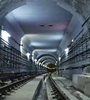 У Києві запустили перший пробний поїзд на оновленій ділянці метро
