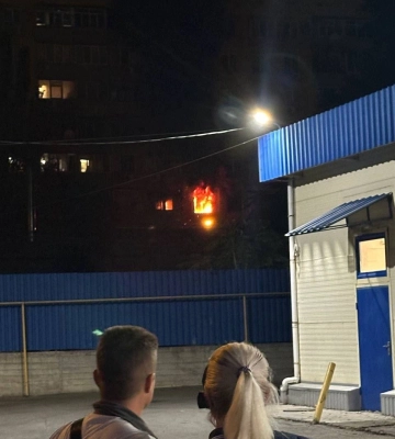 Пожежа у багатоповерхівці Дніпра: врятовано п'ятеро осіб