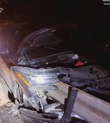 На Волині Ford врізався у відбійник, водій у реанімації