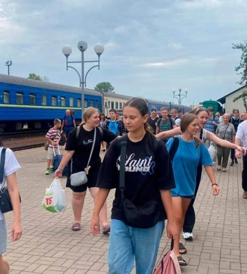 30 дітей з Херсонщини поїхали на відпочинок до Карпат