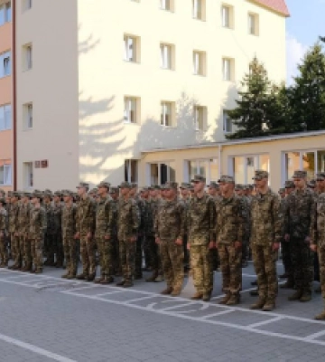 У львівському Ліцеї імені Героїв Крут вперше в історії розпочали навчання дівчата