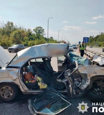 Поліція розслідує ДТП із загибеллю пасажирки легковика в Радомишльській громаді 