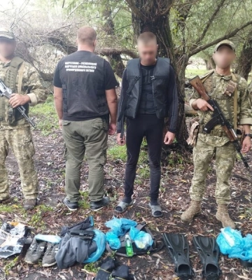 На Одещині ухилянт намагався вплав потрапити за кордон