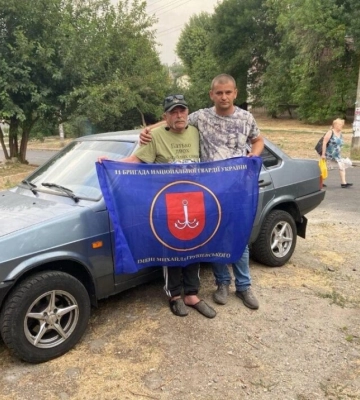 Батько двох загиблих Героїв з Болградського району передав свою автівку гвардійцям Одещини