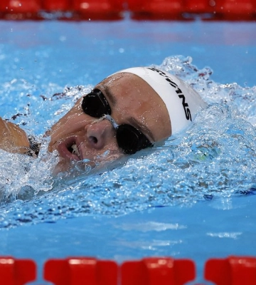 Дніпровська плавчиня Анна Стеценко срібна призерка Паралімпійських ігор у Парижі 