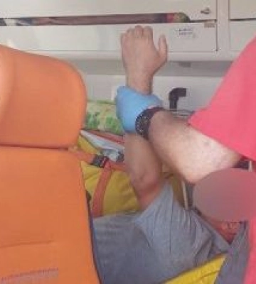 Тримався за серце: у Дніпрі врятували чоловіка, якому стало зле 