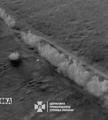 Пограничники поразили десяток позиций и уничтожили БМП врага на Купянском направлении. ВИДЕО