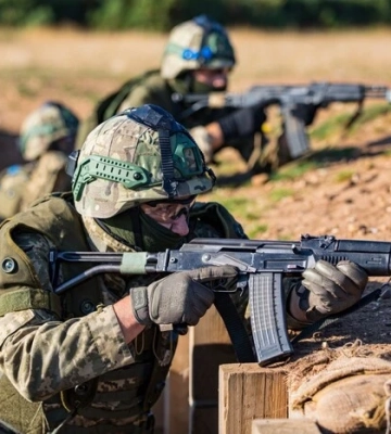 Між російськими військами та Покровськом залишилася одна лінія оборони – Forbes