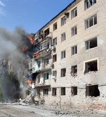 Війська РФ з &quot;ураганів&quot; атакували будинки в Кураховому: 3 людей загинули, 9 постраждали