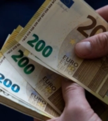 Підприємці з Херсонщини та інших найбільш постраждалих регіонів мають змогу отримати гранти на суму 5000 євро