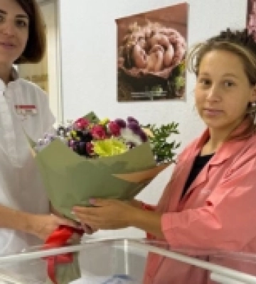 Жителька Білгород-Дністровського району народила дитину на Старосінній площі в Одесі