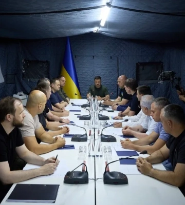 Зеленський на Дніпропетровщині провів нараду щодо водопостачання