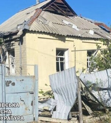 Доба на Харківщині: Четверо мирних жителів постраждали через обстріли. ФОТОрепортаж