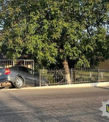 На Золочівщині п’яний водій Opel Astra збив літню жінку