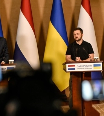Зеленський провів зустріч із прем’єром Нідерландів за 30 кілометрів від лінії фронту