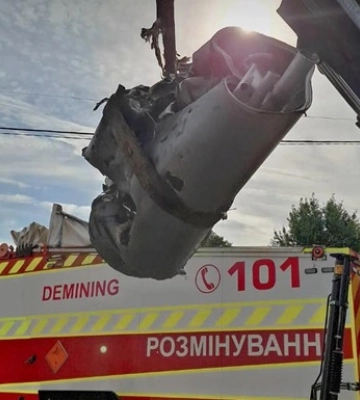 В Киеве саперы изъяли обломки крылатой ракеты