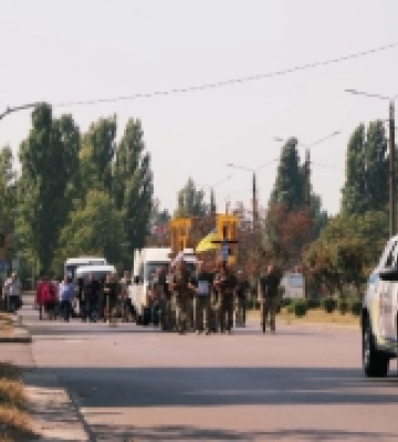 На Рівненщині попрощались зі стрільцем-зенітником, що помер, лікуючись після бойового поранення