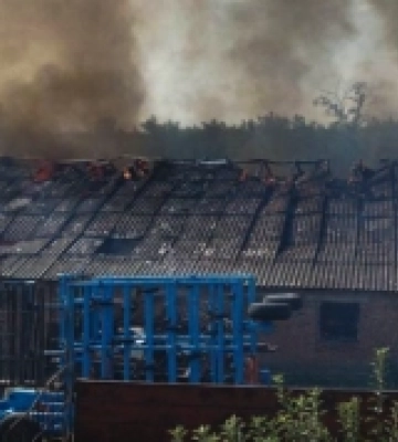 На Миколаївщині через необережне поводження з вогнем загорілась ферма