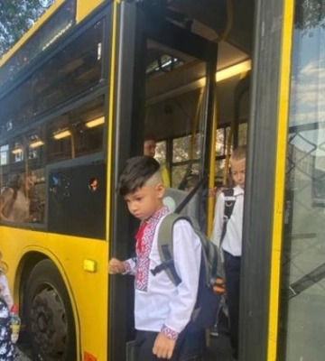 У Дніпрі школярів возитимуть до шкіл коштом місцевого бюджету