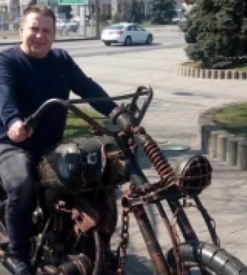 Зіграв у понад 25 виставах: пішов з життя колишній актор Волинського драмтеатру