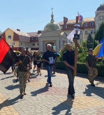 У селі під Луцьком поховали Героя Андрія Сака 