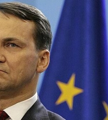 Глава МЗС Польщі закликав Україну якнайшвидше дозволити ексгумацію жертв Волині