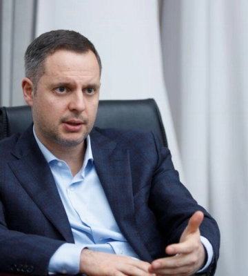 Зеленский уволил Шурму с должности заместителя главы ОП Зеленский уволил Шурму с должности заместителя главы ОП