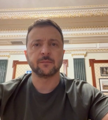 Под завалами в Полтаве есть люди - Зеленский