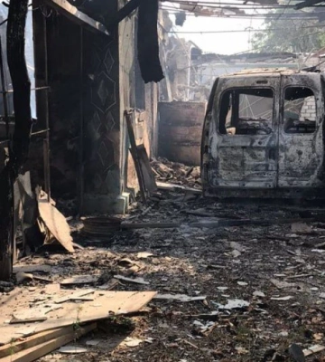 У Херсоні показали наслідки ранкового обстрілу середмістя