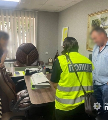 Поліція прийшла з обшуками у Чернігівську міськраду