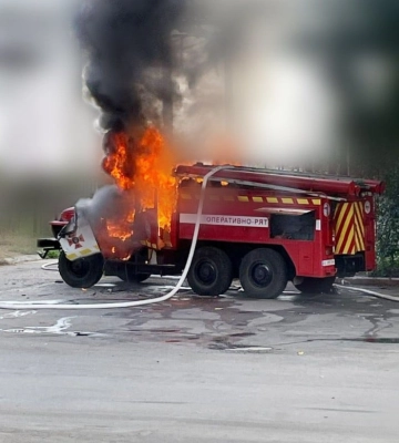 Повторний удар рашистів знищив пожежний автомобіль на Дніпропетровщині
