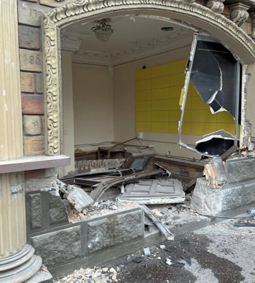 Травмувались водійка та її пасажирка: відомі деталі ДТП на Міцкевича у Рівному