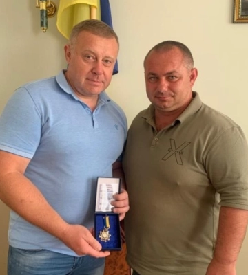 Комбриг із Сум став повним кавалером відзнаки «За заслуги перед містом»