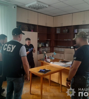 240 «сліпів» з наркотиками вилучили у мешканця Кривого Рогу