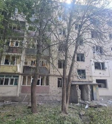 Три людини постраждали внаслідок ранкового удару РФ по Люботину, за добу під обстрілами перебували 4 райони Харківщини