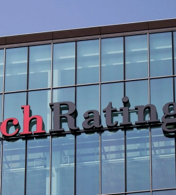 Fitch підвищило рейтинг України в нацвалюті до "CCC+" після реструктуризації боргу за єврооблігаціями
