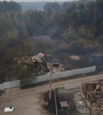 На Донеччині під час гасіння лісової пожежі на вибухонебезпечному предметі підірвалися троє рятувальників з Харківщини