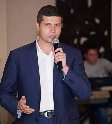 Спіймати не можна відпустити: чи вдасться екснардепу Різаненку уникнути правосуддя Спіймати не можна відпустити: чи вдасться екснардепу Різаненку уникнути правосуддя