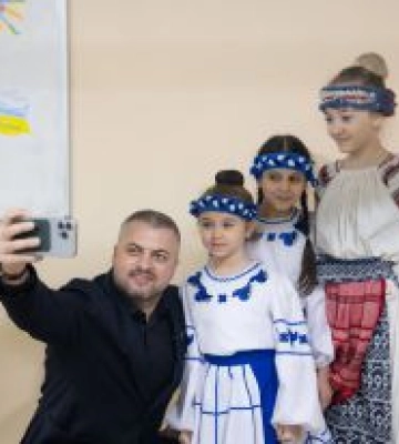 Перший дзвоник як символ незламності та надії на мирне завтра