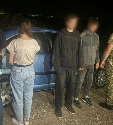 На Буковині жінка намагалась нелегально переправити прикарпатців через кордон