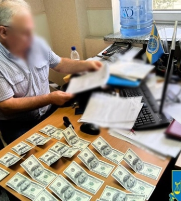 Проректора київського приватного університету затримали на хабарі від абітурієнта
